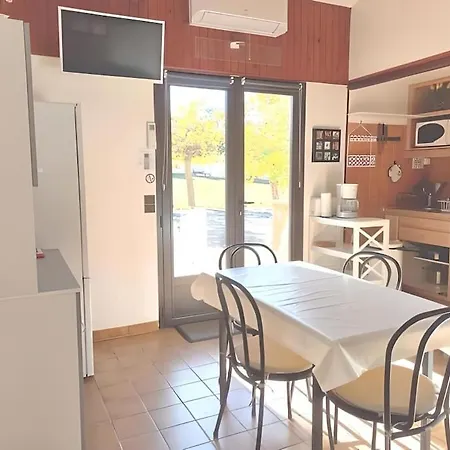Proche Sarlat : Ideal Couple - Climatise & Piscine Saint-Genies