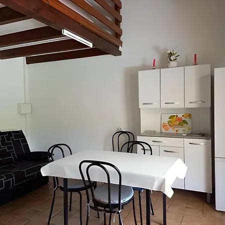 Appartement Proche Sarlat : Ideal Couple - Climatise & Piscine *
