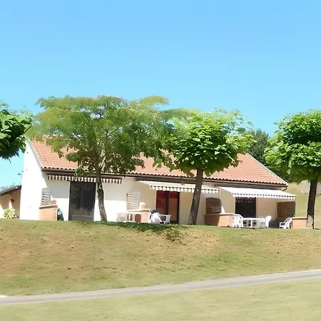 Appartement Proche Sarlat : Ideal Couple - Climatise & Piscine
